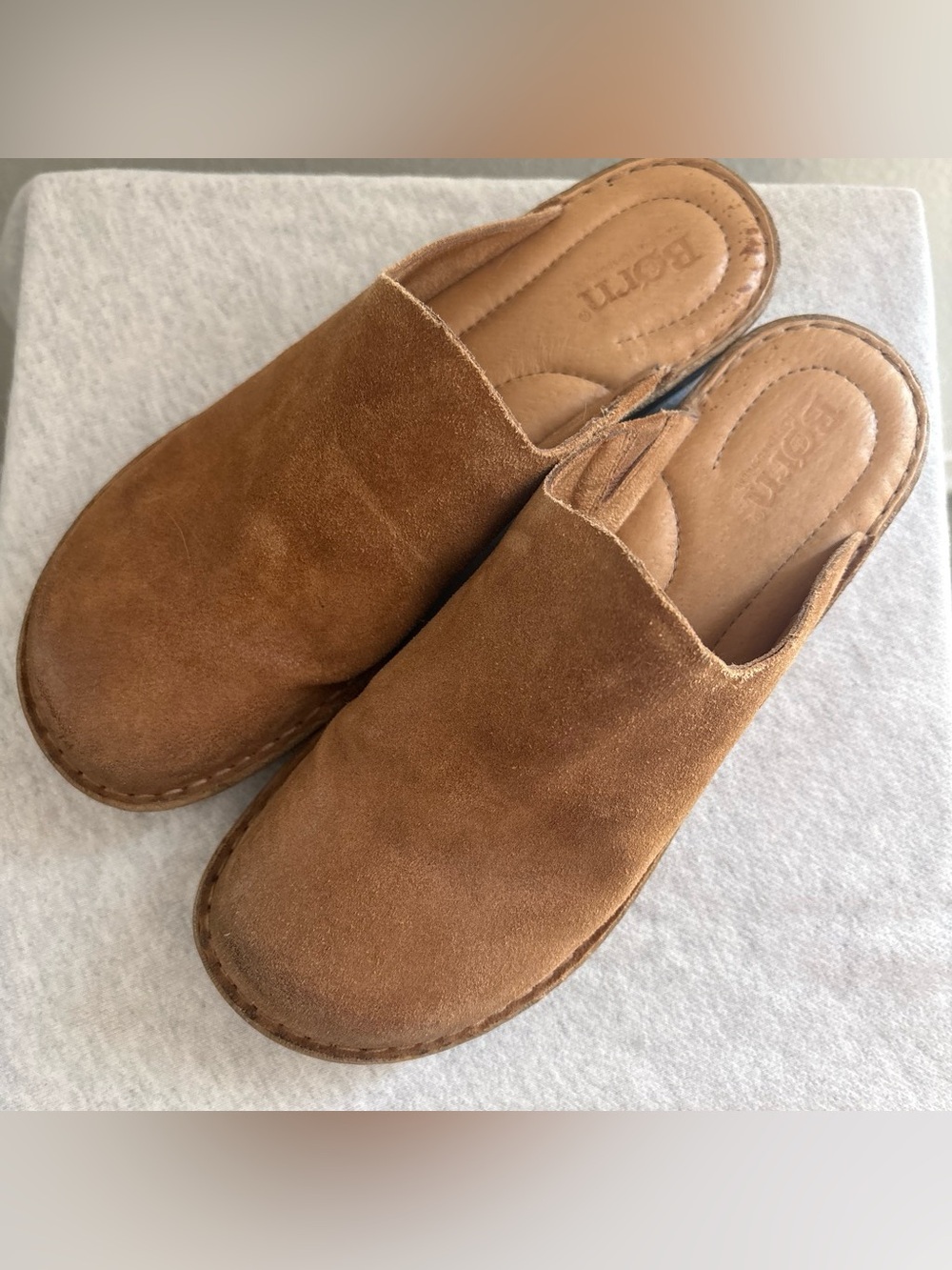 Born Women's Tan Suede Slip-On Clogs - Picture 7 of 7